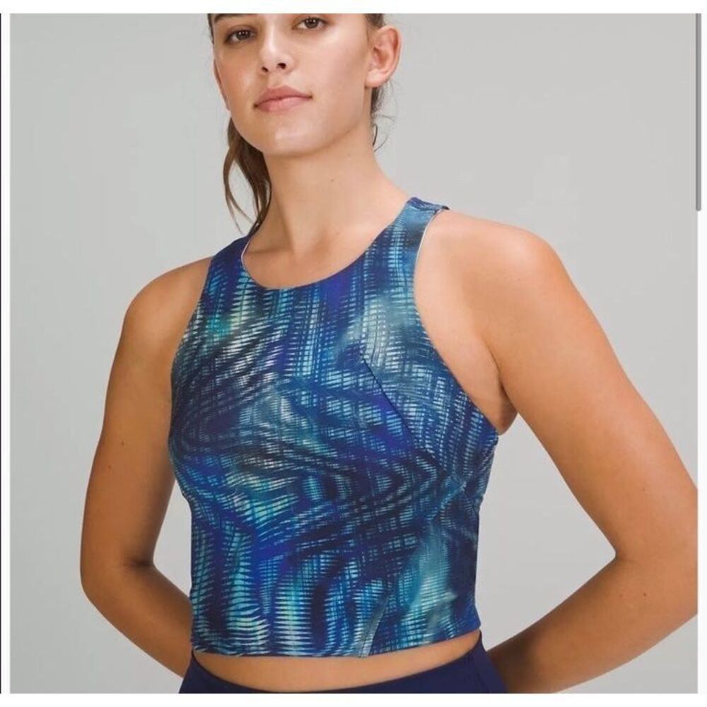 Lululemon Invigorate Train Tank Top 6 m4